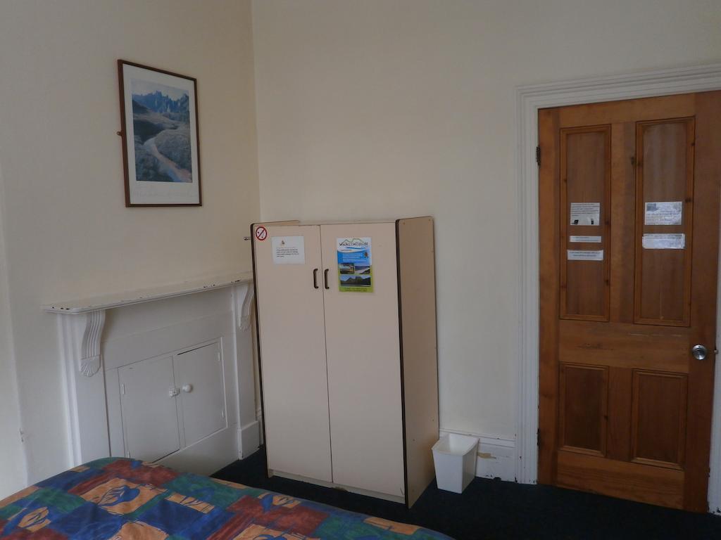 Launceston Backpackers Hostel Стая снимка