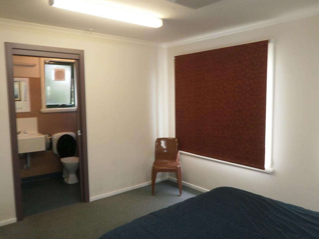 Launceston Backpackers Hostel Стая снимка