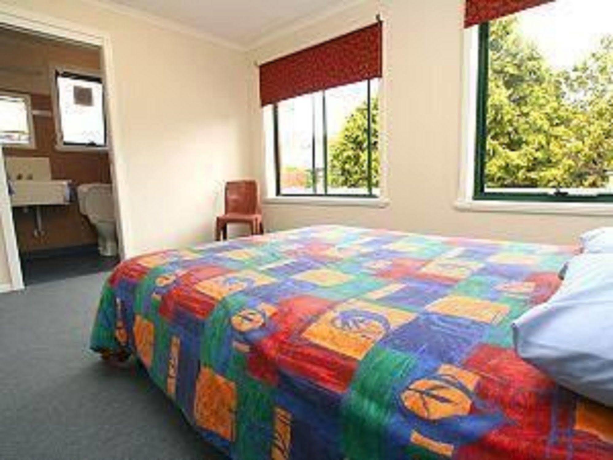 Launceston Backpackers Hostel Екстериор снимка