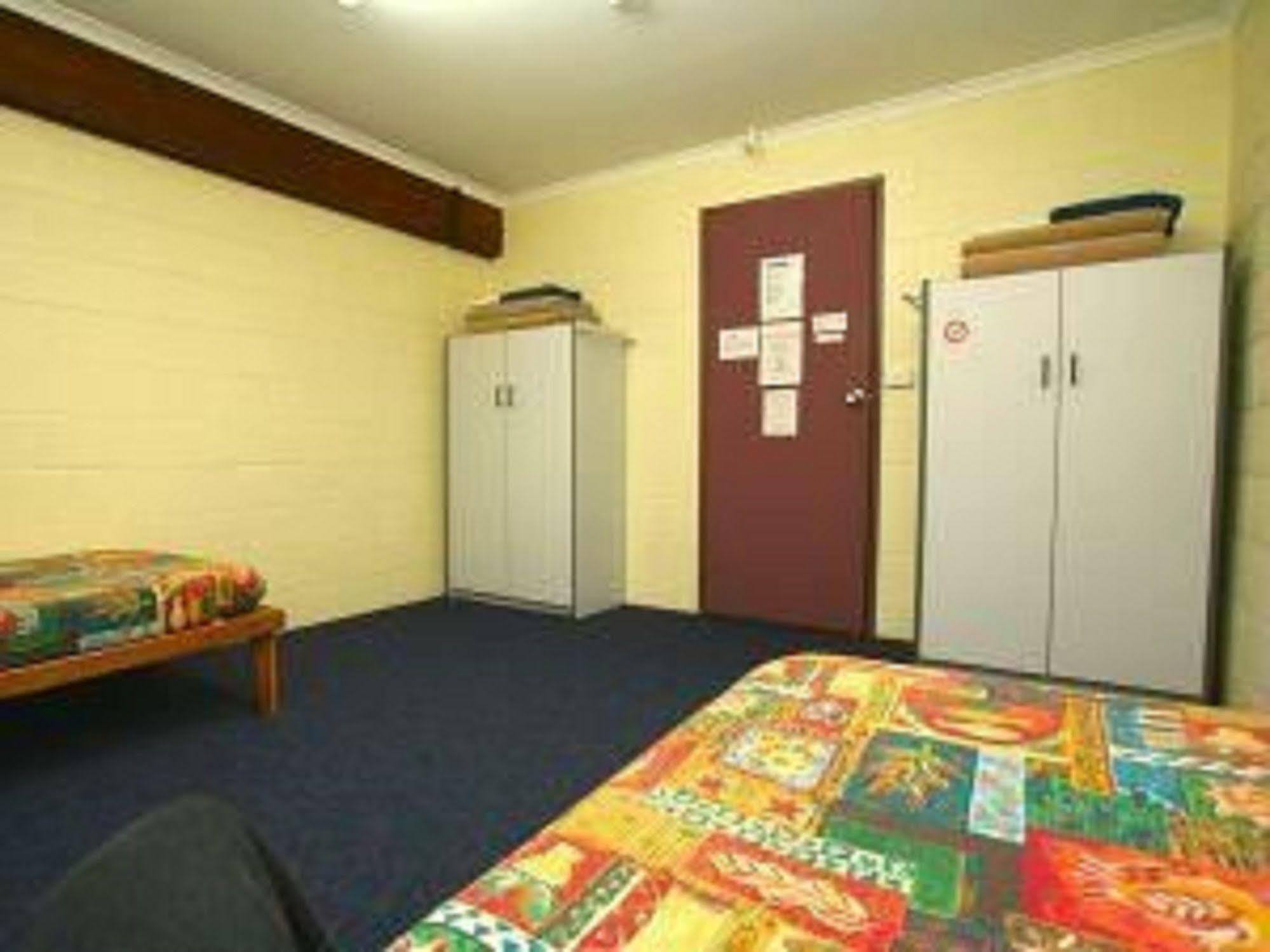 Launceston Backpackers Hostel Екстериор снимка