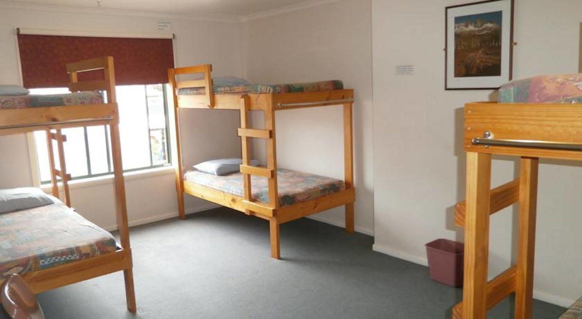 Launceston Backpackers Hostel Екстериор снимка