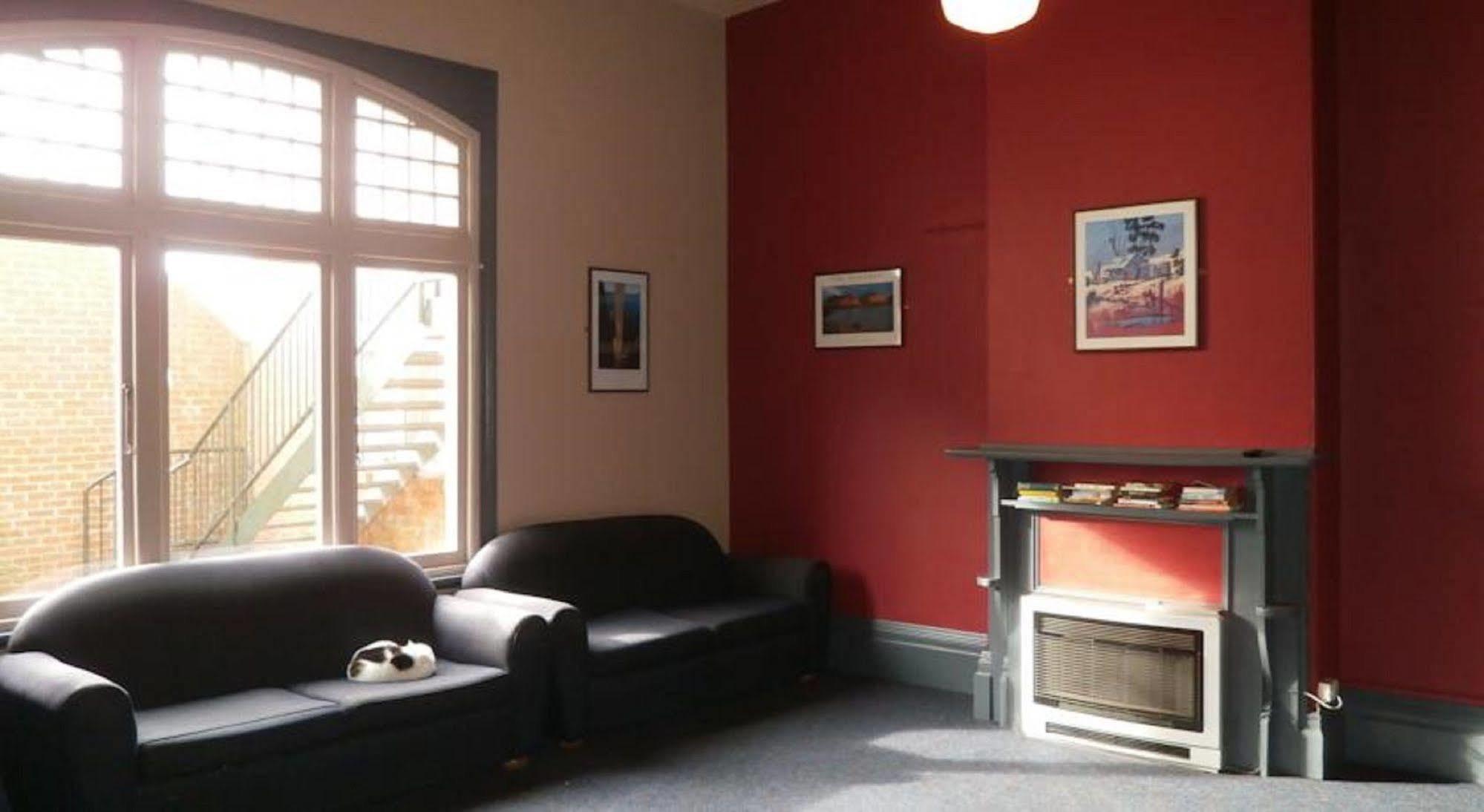 Launceston Backpackers Hostel Екстериор снимка