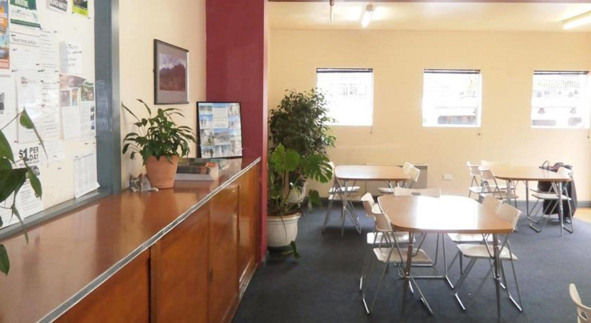 Launceston Backpackers Hostel Екстериор снимка